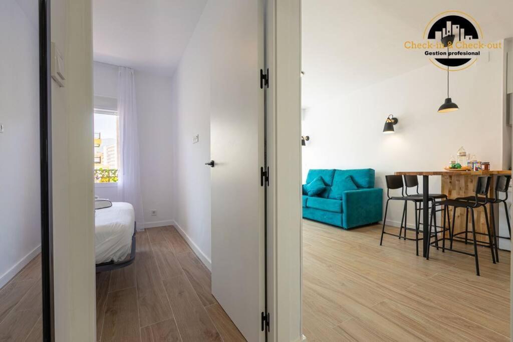 Apartamento El Solaire Centro ตอร์เรโมลิโนส ภายนอก รูปภาพ