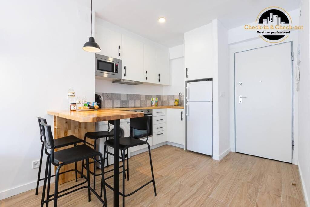 Apartamento El Solaire Centro ตอร์เรโมลิโนส ภายนอก รูปภาพ
